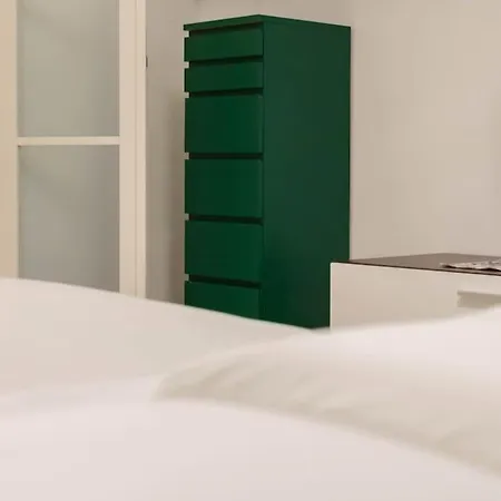Feeling Gae Aulenti Apartment Milan