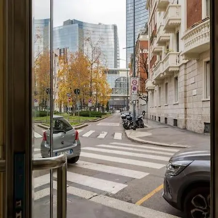 Feeling Gae Aulenti Milan